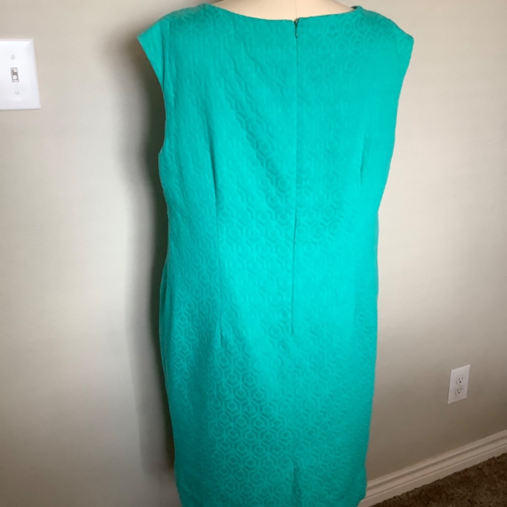18W - Picture 6 of 9
